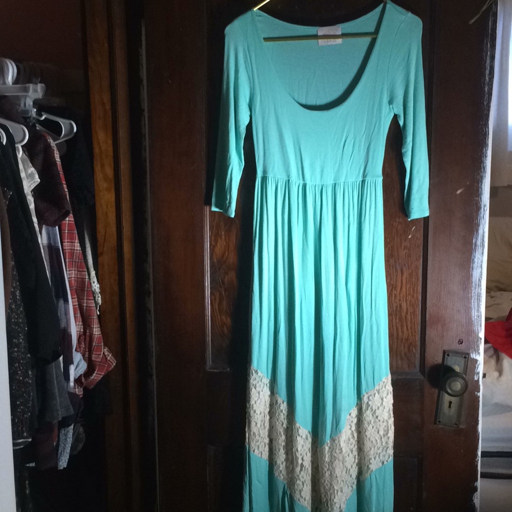 SOLD Maxi Dress